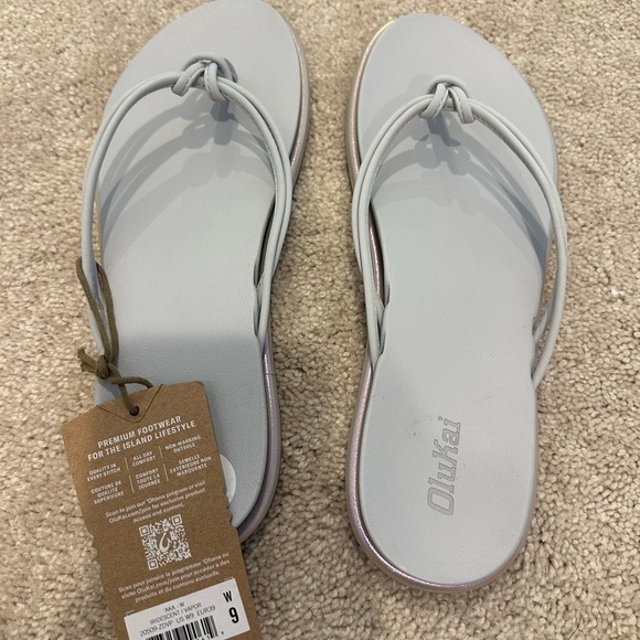 Women's Olukai Aka Sandals size 9 NWT - Picture 4 of 4
